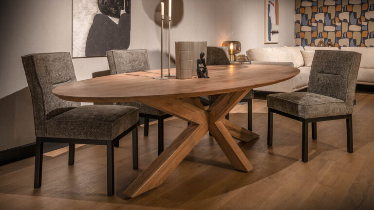 urbansofa bruuts eettafel